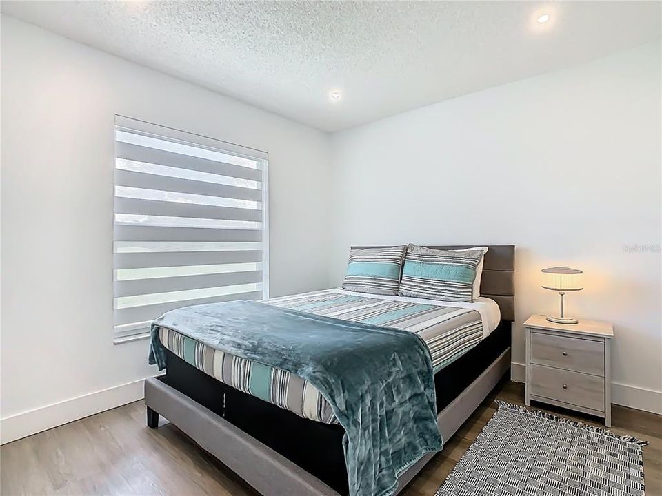 For Rent: $2,600 (3 beds, 2 baths, 1462 Square Feet)