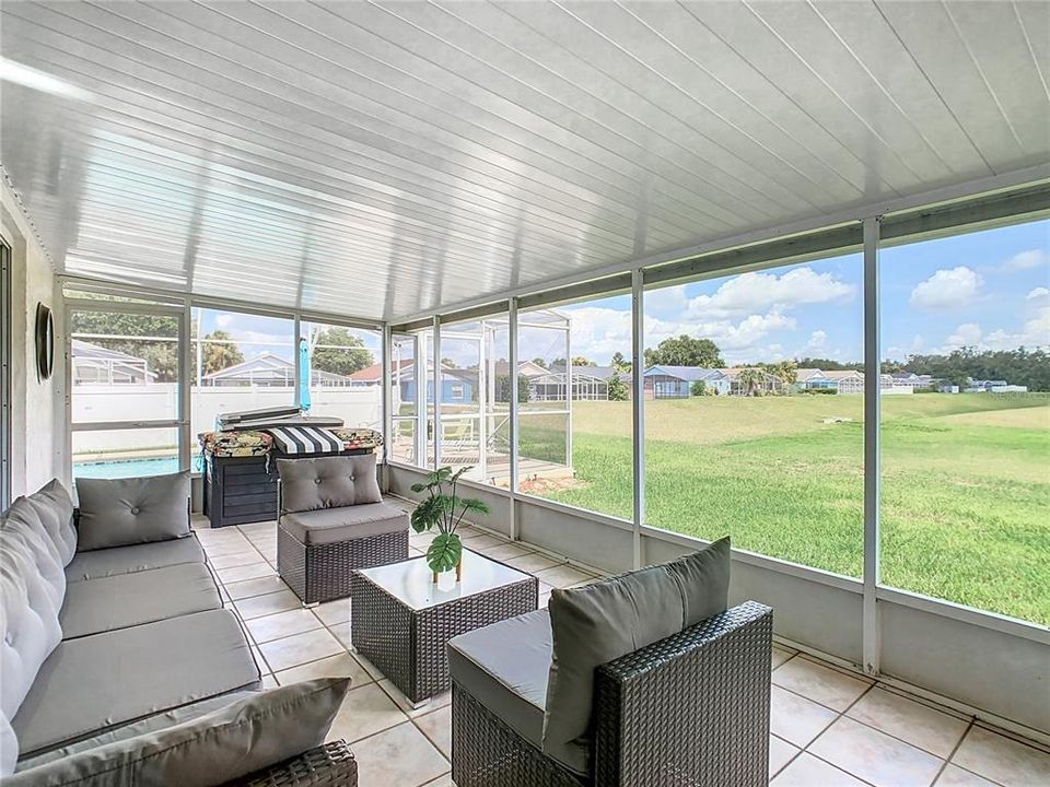 For Rent: $2,600 (3 beds, 2 baths, 1462 Square Feet)