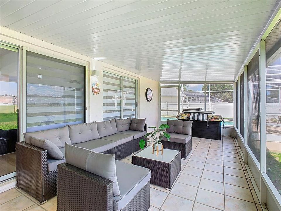 For Rent: $2,600 (3 beds, 2 baths, 1462 Square Feet)