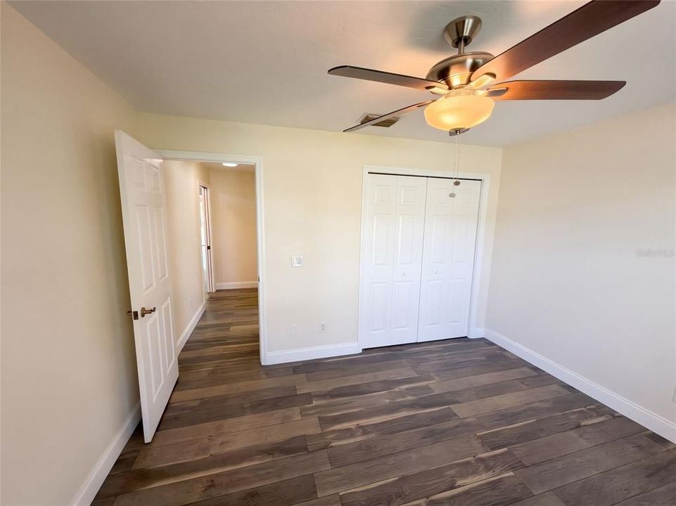 For Sale: $455,000 (3 beds, 2 baths, 1713 Square Feet)