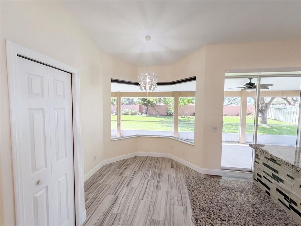 For Sale: $455,000 (3 beds, 2 baths, 1713 Square Feet)