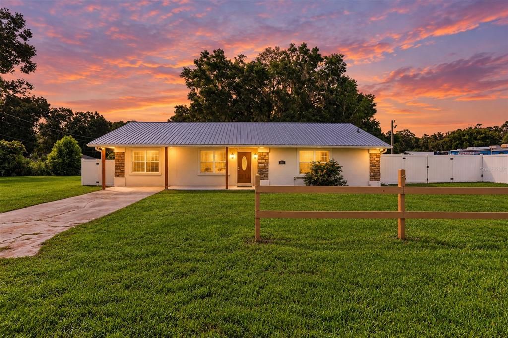 For Sale: $240,000 (3 beds, 2 baths, 1758 Square Feet)
