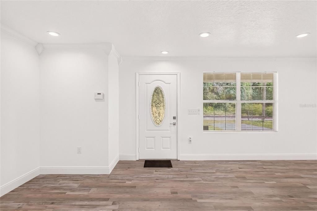 For Sale: $240,000 (3 beds, 2 baths, 1758 Square Feet)