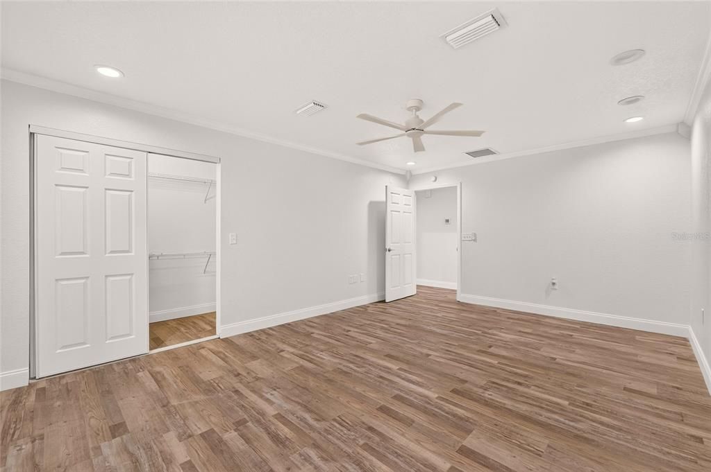 For Sale: $240,000 (3 beds, 2 baths, 1758 Square Feet)