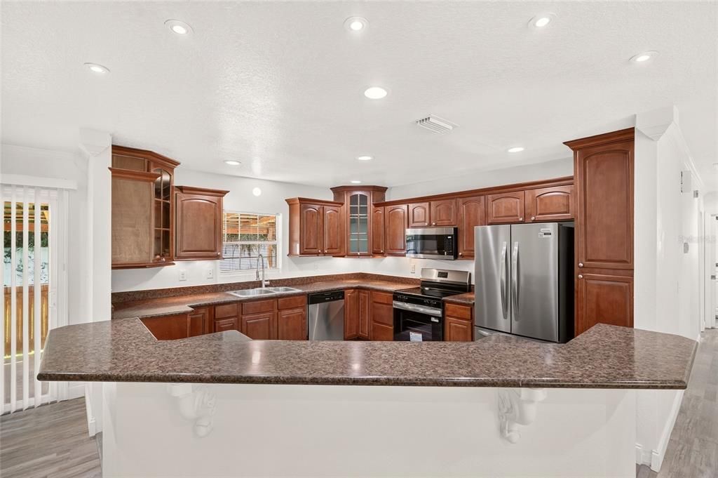 For Sale: $240,000 (3 beds, 2 baths, 1758 Square Feet)