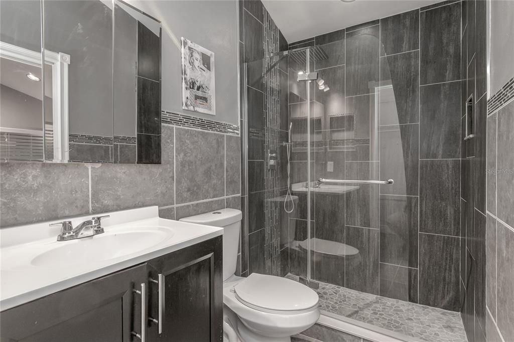 For Rent: $2,298 (3 beds, 2 baths, 1442 Square Feet)