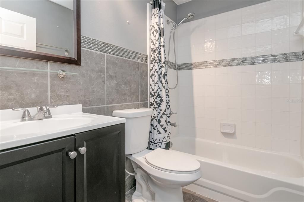 For Rent: $2,298 (3 beds, 2 baths, 1442 Square Feet)