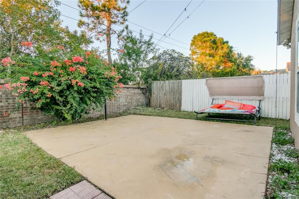 For Rent: $2,298 (3 beds, 2 baths, 1442 Square Feet)