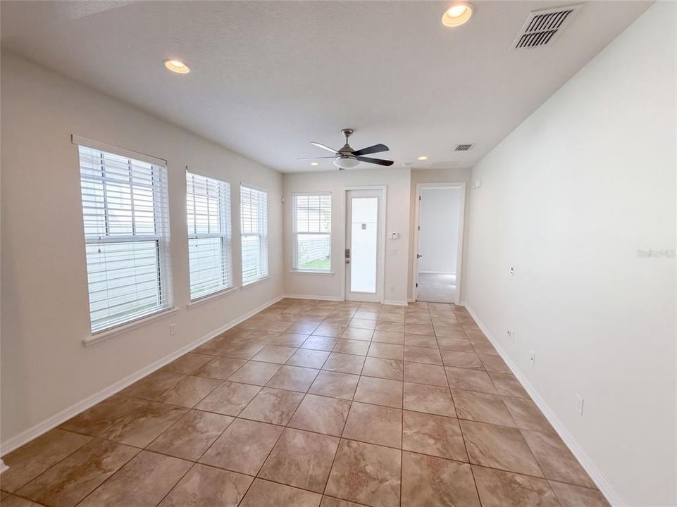 For Sale: $568,000 (3 beds, 2 baths, 1859 Square Feet)
