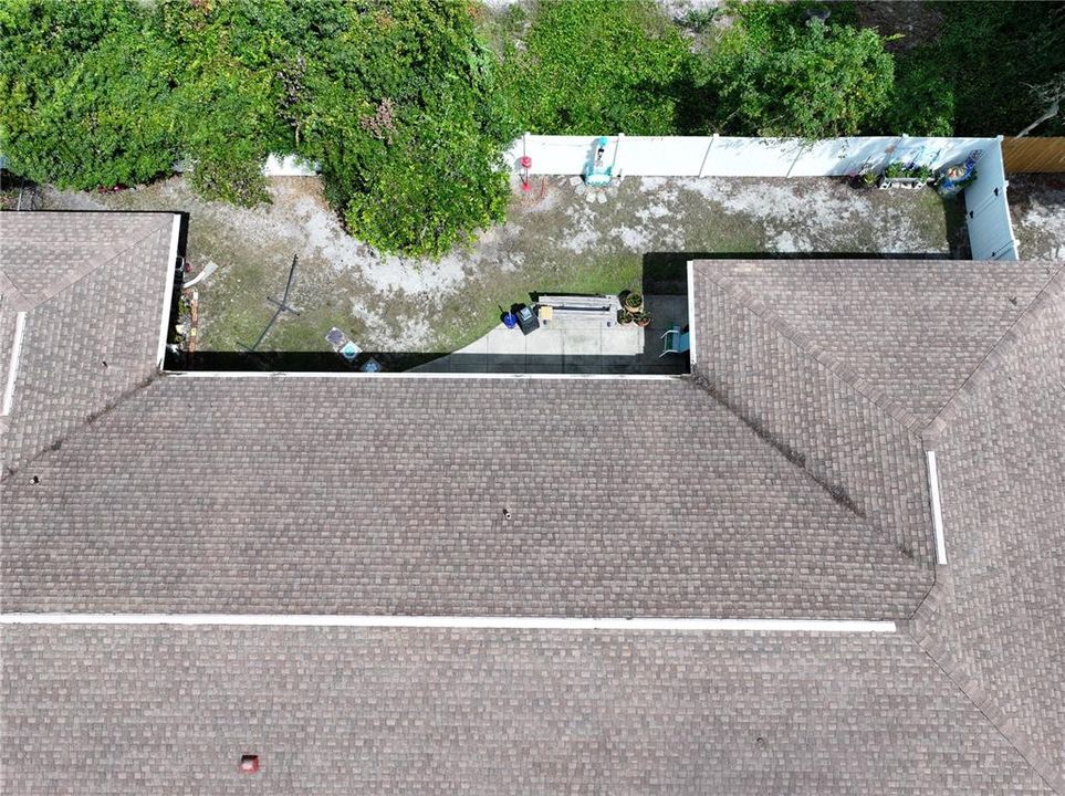 En Venta: $335,000 (3 camas, 2 baños, 1994 Pies cuadrados)