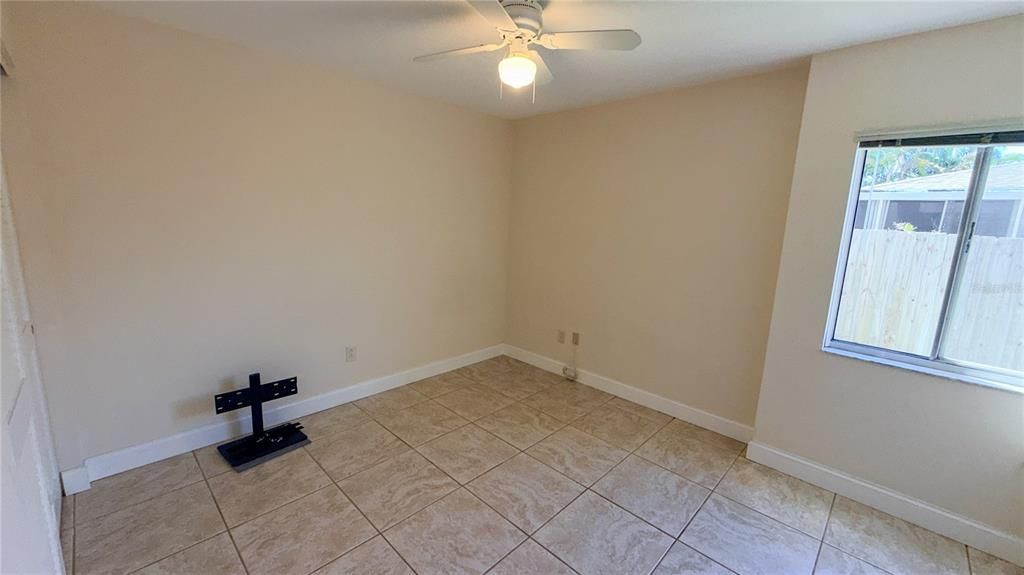For Sale: $174,900 (2 beds, 0 baths, 762 Square Feet)