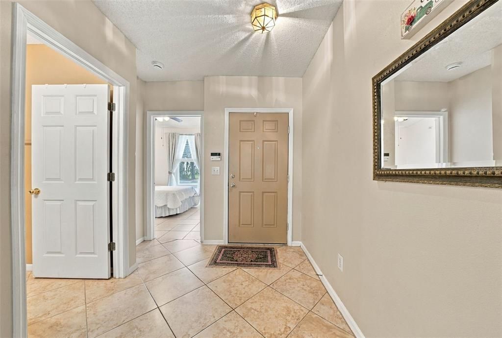 For Sale: $225,000 (3 beds, 3 baths, 1412 Square Feet)