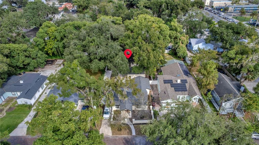 For Rent: $2,300 (2 beds, 1 baths, 787 Square Feet)