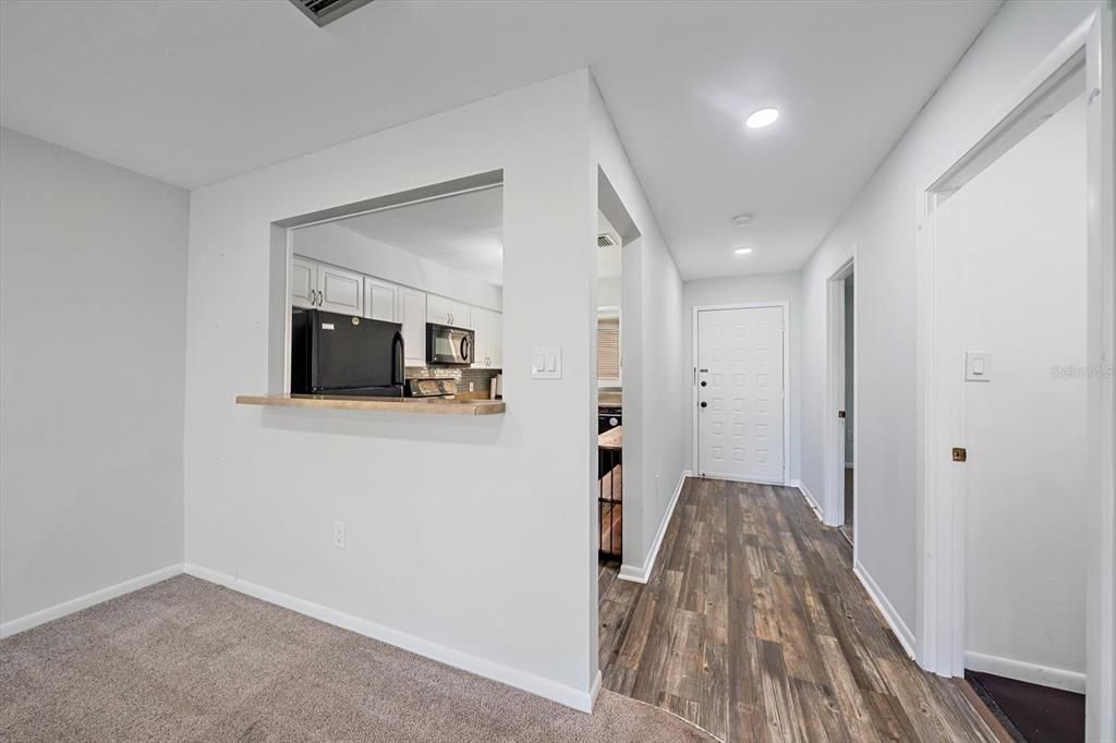 For Rent: $2,300 (2 beds, 2 baths, 1145 Square Feet)