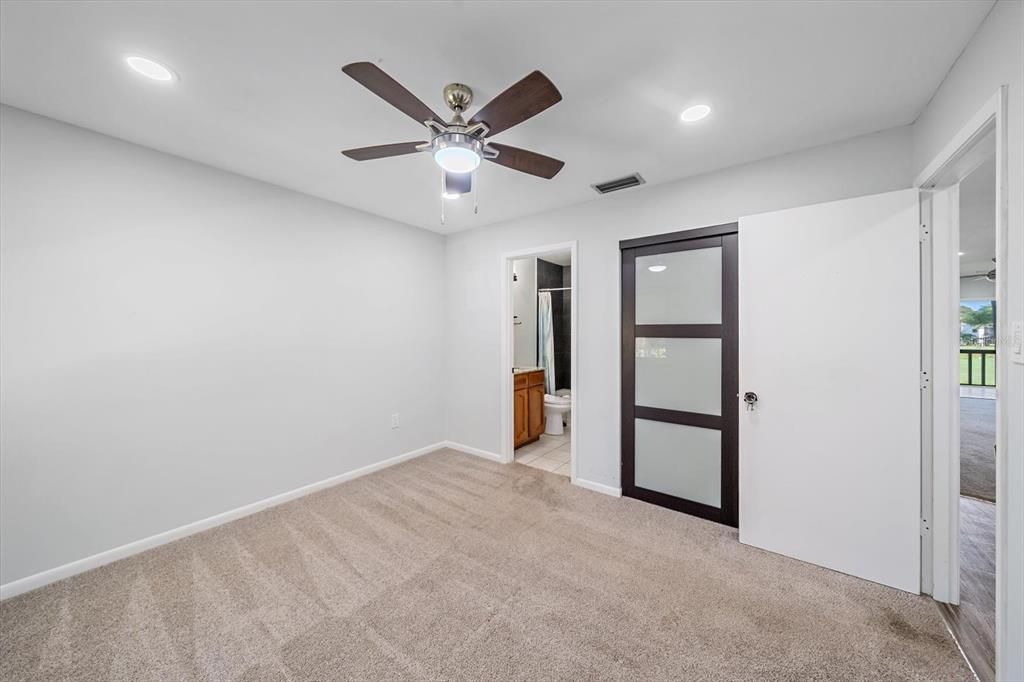 For Rent: $2,300 (2 beds, 2 baths, 1145 Square Feet)