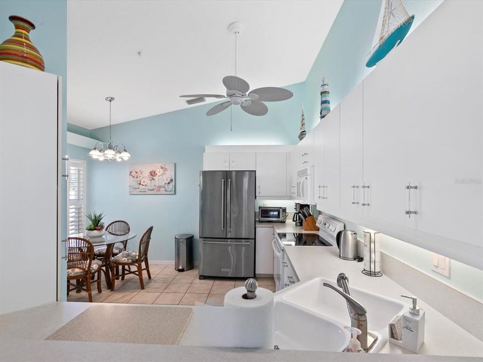En Venta: $306,000 (3 camas, 2 baños, 1636 Pies cuadrados)