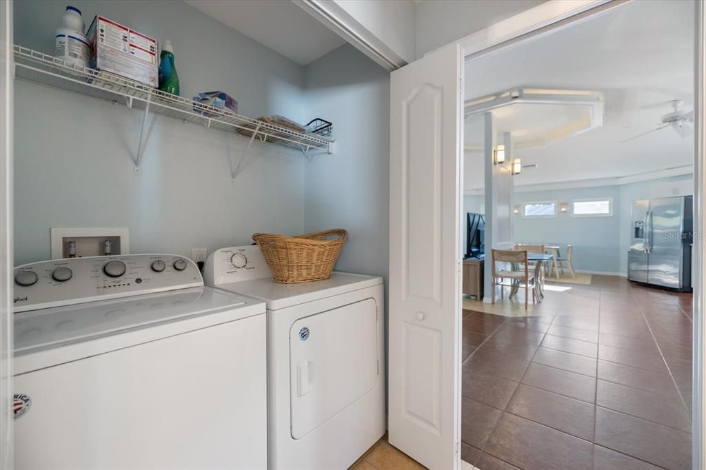 For Sale: $540,000 (2 beds, 2 baths, 1300 Square Feet)