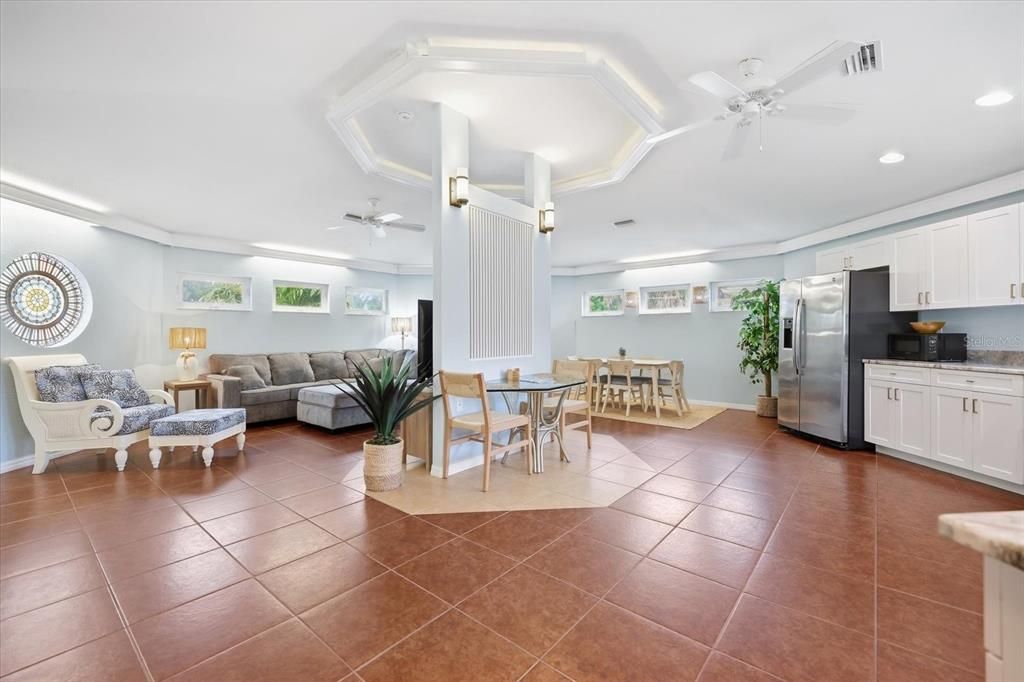 For Sale: $540,000 (2 beds, 2 baths, 1300 Square Feet)