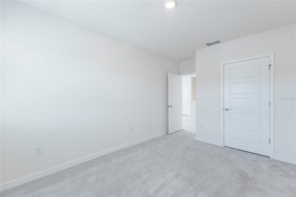 For Rent: $2,500 (4 beds, 2 baths, 2260 Square Feet)