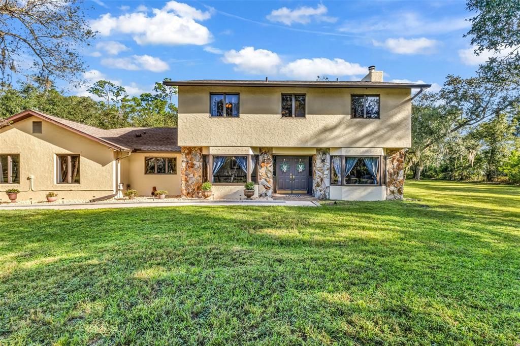 For Sale: $690,000 (4 beds, 3 baths, 3544 Square Feet)
