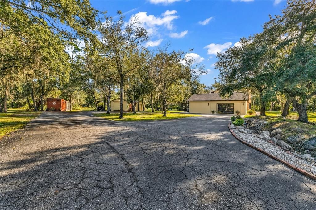 For Sale: $690,000 (4 beds, 3 baths, 3544 Square Feet)