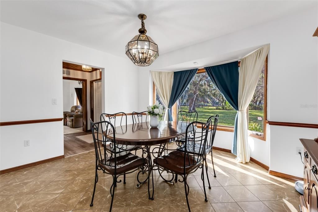 For Sale: $690,000 (4 beds, 3 baths, 3544 Square Feet)