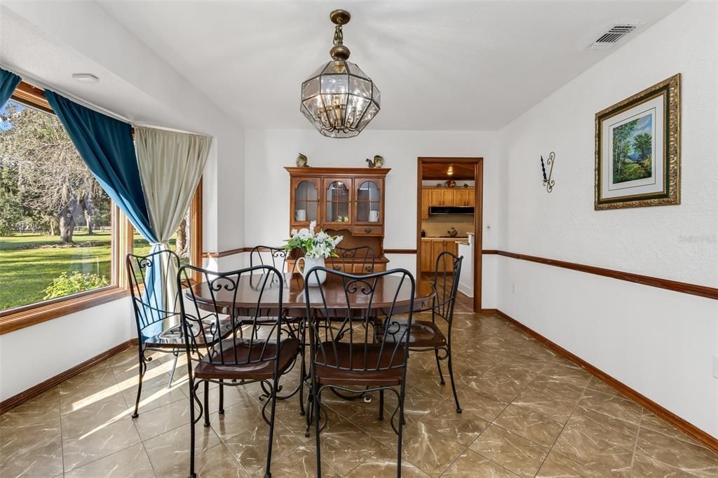 For Sale: $690,000 (4 beds, 3 baths, 3544 Square Feet)
