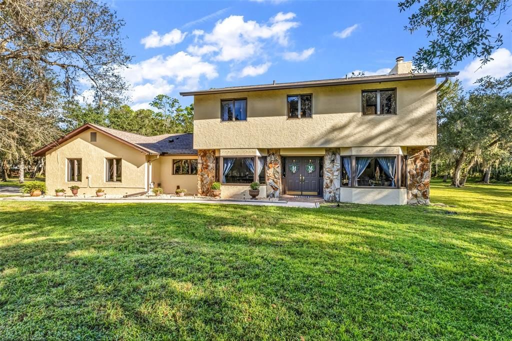 For Sale: $690,000 (4 beds, 3 baths, 3544 Square Feet)