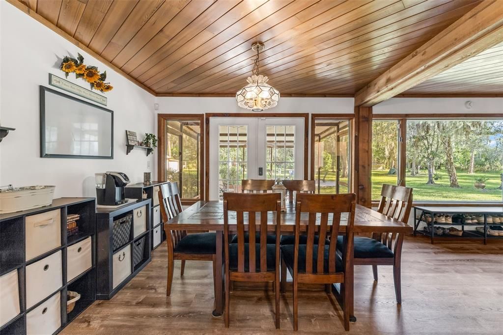 For Sale: $690,000 (4 beds, 3 baths, 3544 Square Feet)