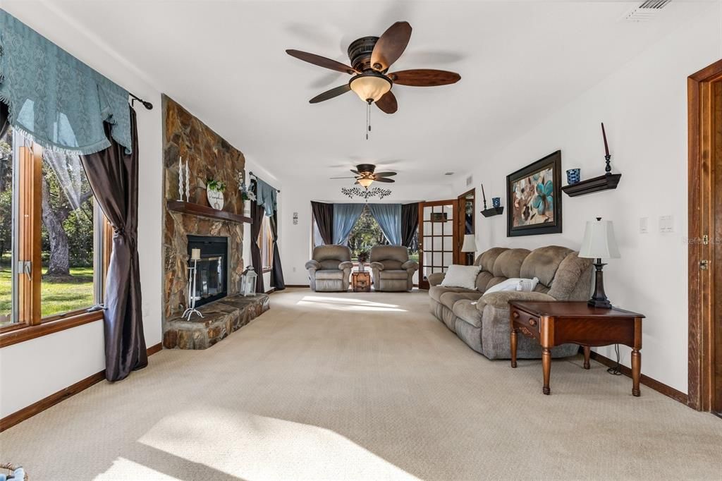 For Sale: $690,000 (4 beds, 3 baths, 3544 Square Feet)
