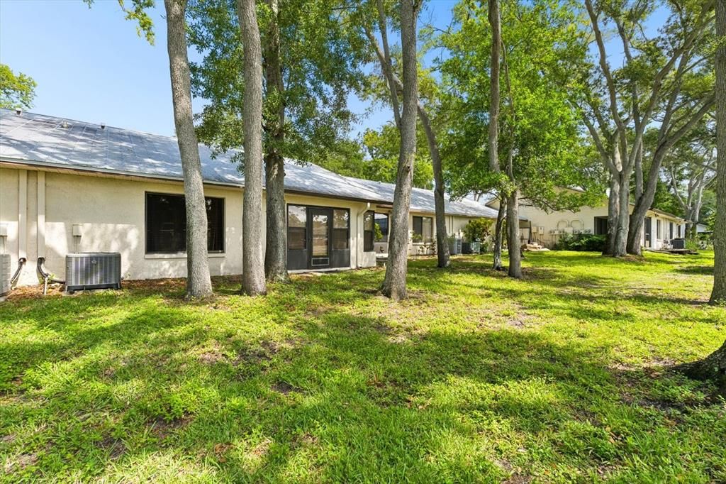 На продажу: $145,000 (2 спален, 2 ванн, 1075 Квадратных фут)