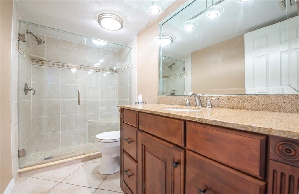 For Sale: $295,000 (2 beds, 2 baths, 1400 Square Feet)