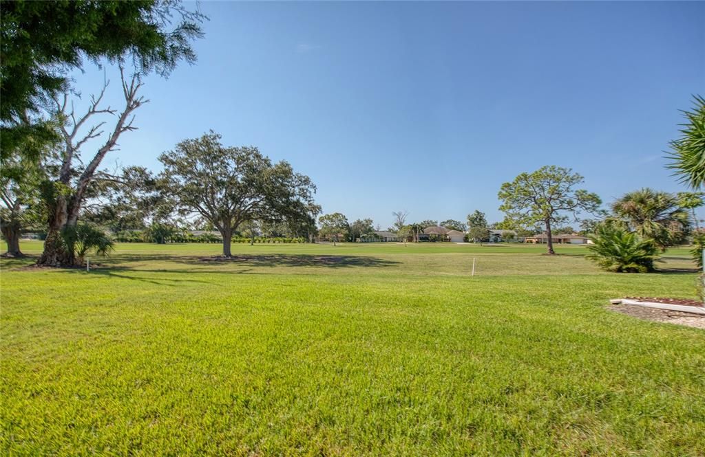 For Sale: $295,000 (2 beds, 2 baths, 1400 Square Feet)