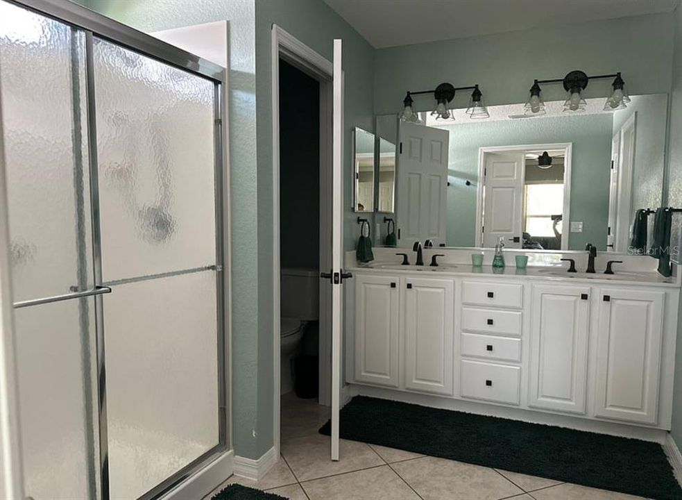 For Sale: $345,000 (2 beds, 2 baths, 1575 Square Feet)