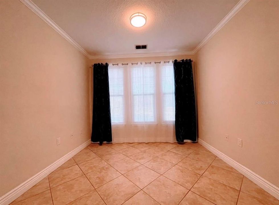 For Rent: $2,300 (2 beds, 2 baths, 1140 Square Feet)