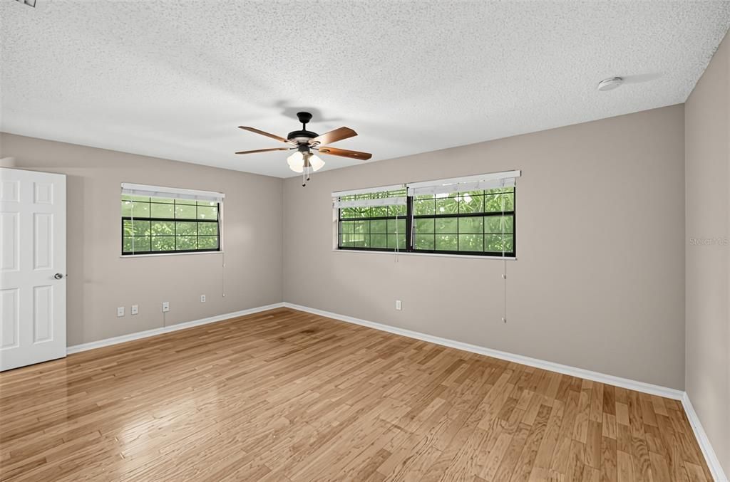For Sale: $419,900 (3 beds, 2 baths, 1897 Square Feet)