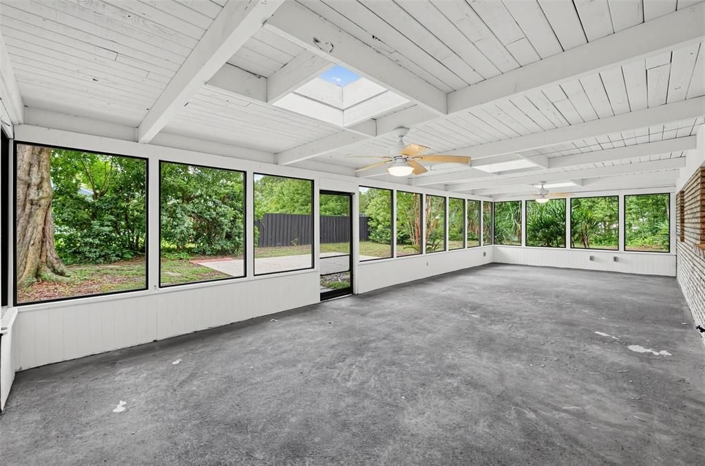 For Sale: $419,900 (3 beds, 2 baths, 1897 Square Feet)