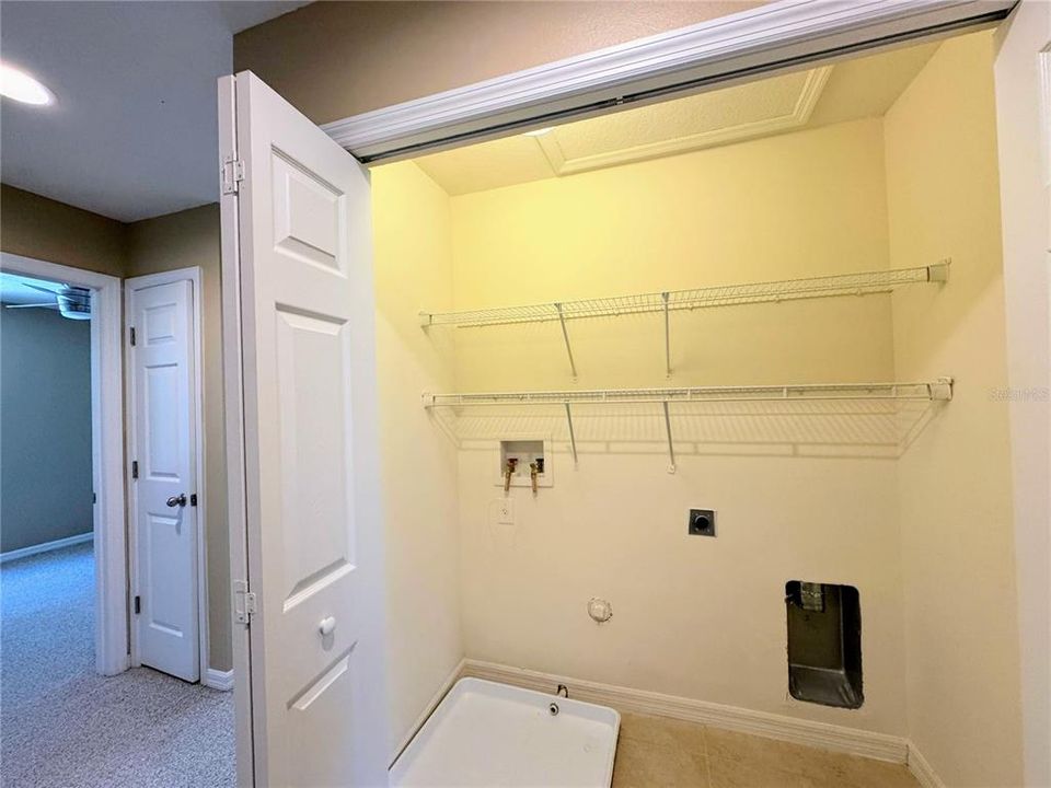 For Sale: $344,900 (3 beds, 2 baths, 1610 Square Feet)