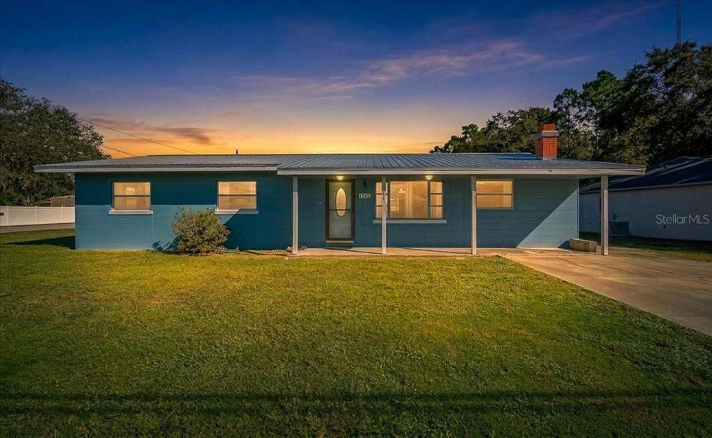 For Sale: $239,900 (3 beds, 2 baths, 1404 Square Feet)