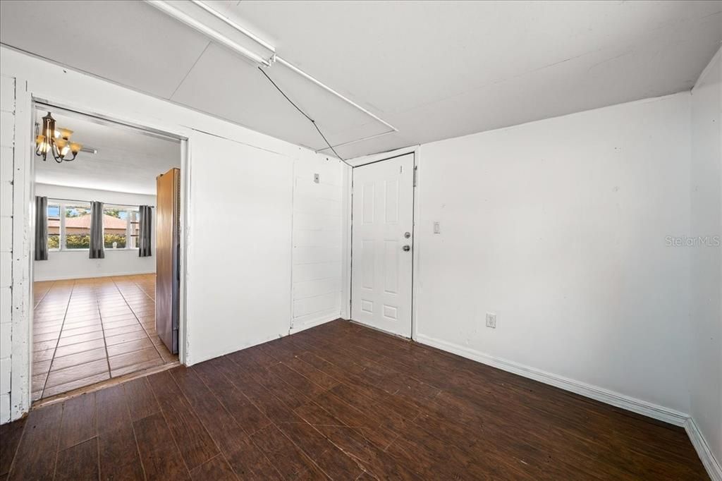 For Sale: $239,900 (3 beds, 2 baths, 1404 Square Feet)