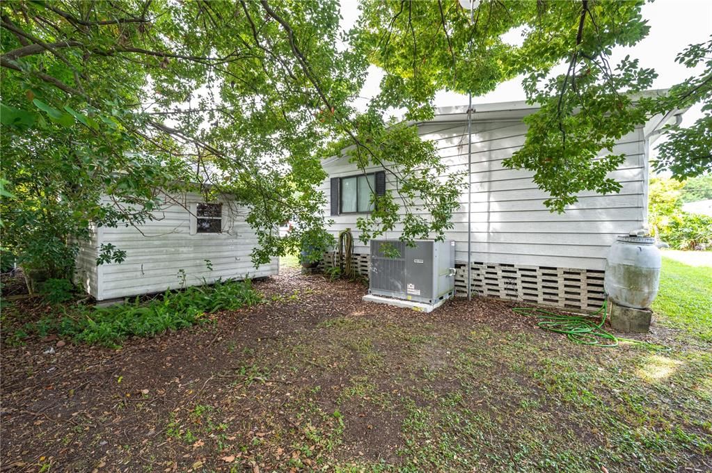 На продажу: $156,000 (2 спален, 2 ванн, 1344 Квадратных фут)
