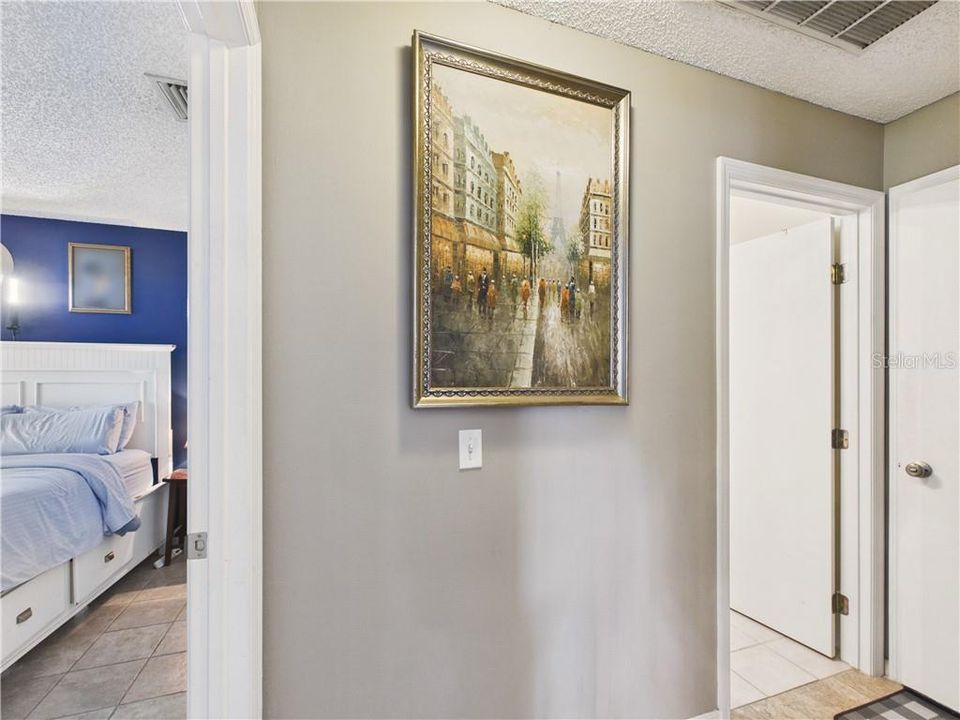 На продажу: $229,900 (2 спален, 2 ванн, 1305 Квадратных фут)