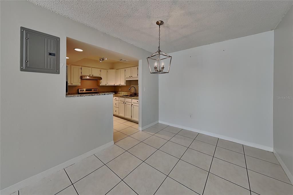 For Rent: $1,650 (2 beds, 2 baths, 1065 Square Feet)