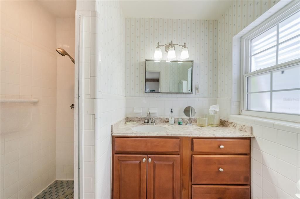 For Rent: $3,600 (3 beds, 2 baths, 1618 Square Feet)