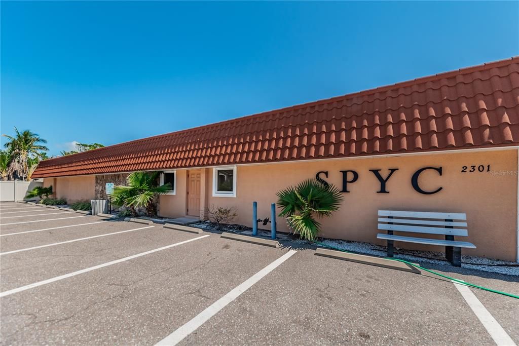 For Rent: $3,600 (3 beds, 2 baths, 1618 Square Feet)