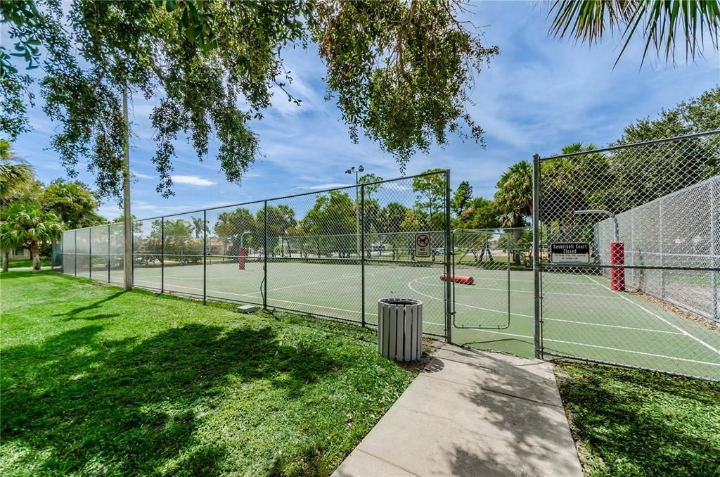 For Rent: $3,600 (3 beds, 2 baths, 1618 Square Feet)