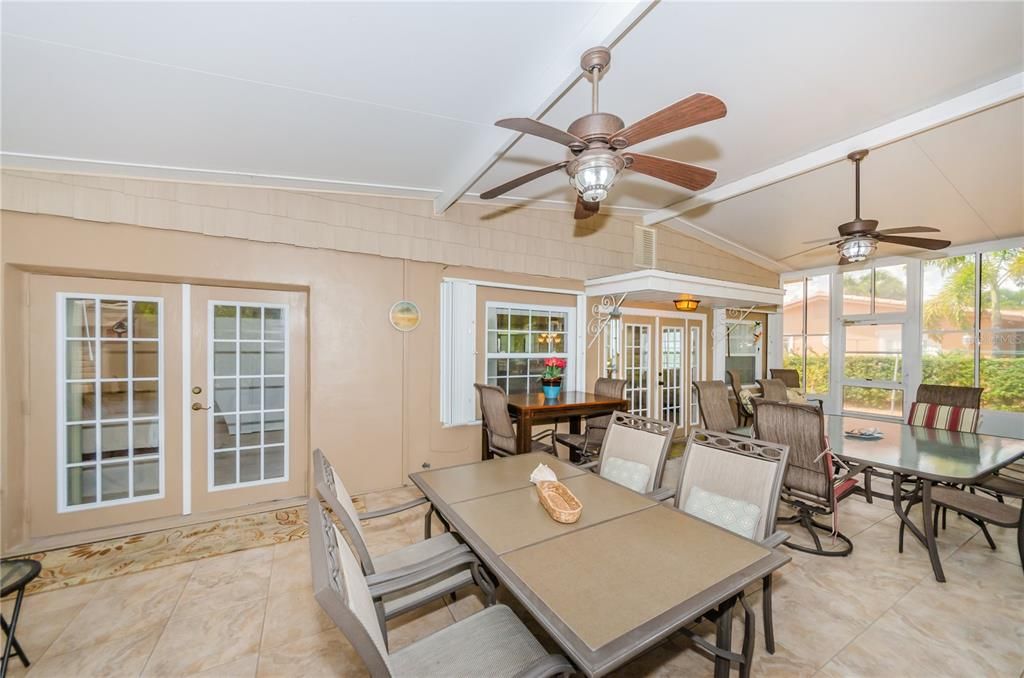 For Rent: $3,600 (3 beds, 2 baths, 1618 Square Feet)