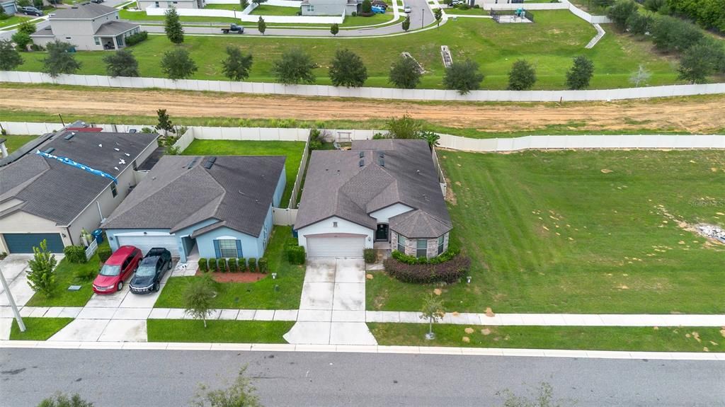 На продажу: $314,900 (3 спален, 2 ванн, 1729 Квадратных фут)
