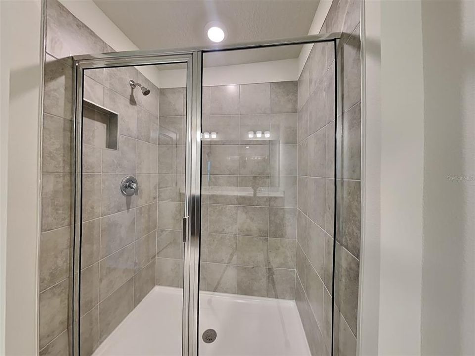 В аренду: $2,225 (3 спален, 2 ванн, 1699 Квадратных фут)