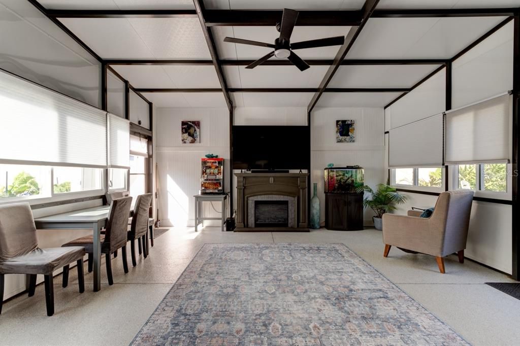 For Sale: $589,000 (3 beds, 3 baths, 2436 Square Feet)